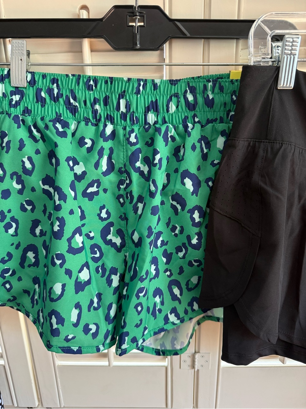 Women’s Small Activewear Bundle of Seven Pieces - Picture 4 of 15